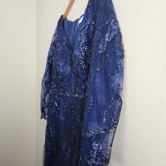 NEW Mac Duggal Navy Embellished Illusion Long Sleeve V-Neck A-Line Mesh Gown - Picture 7 of 14